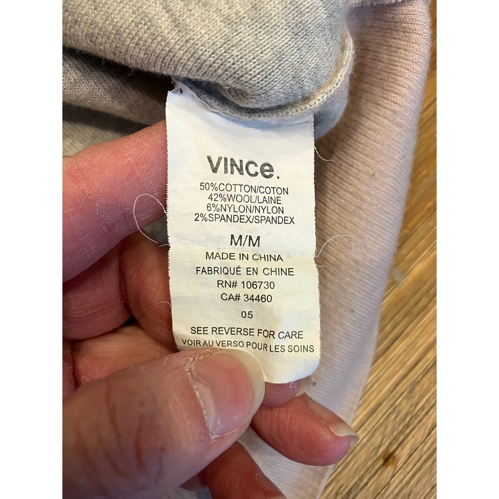 Vince‎ Long Sleeve Pull Over Knit Sweatshirt Women's Blush Pink Medium - Picture 5 of 7